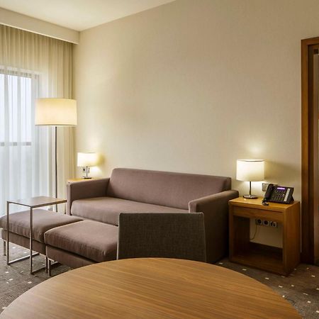 Doubletree By Hilton Lodz Hotel Eksteriør billede