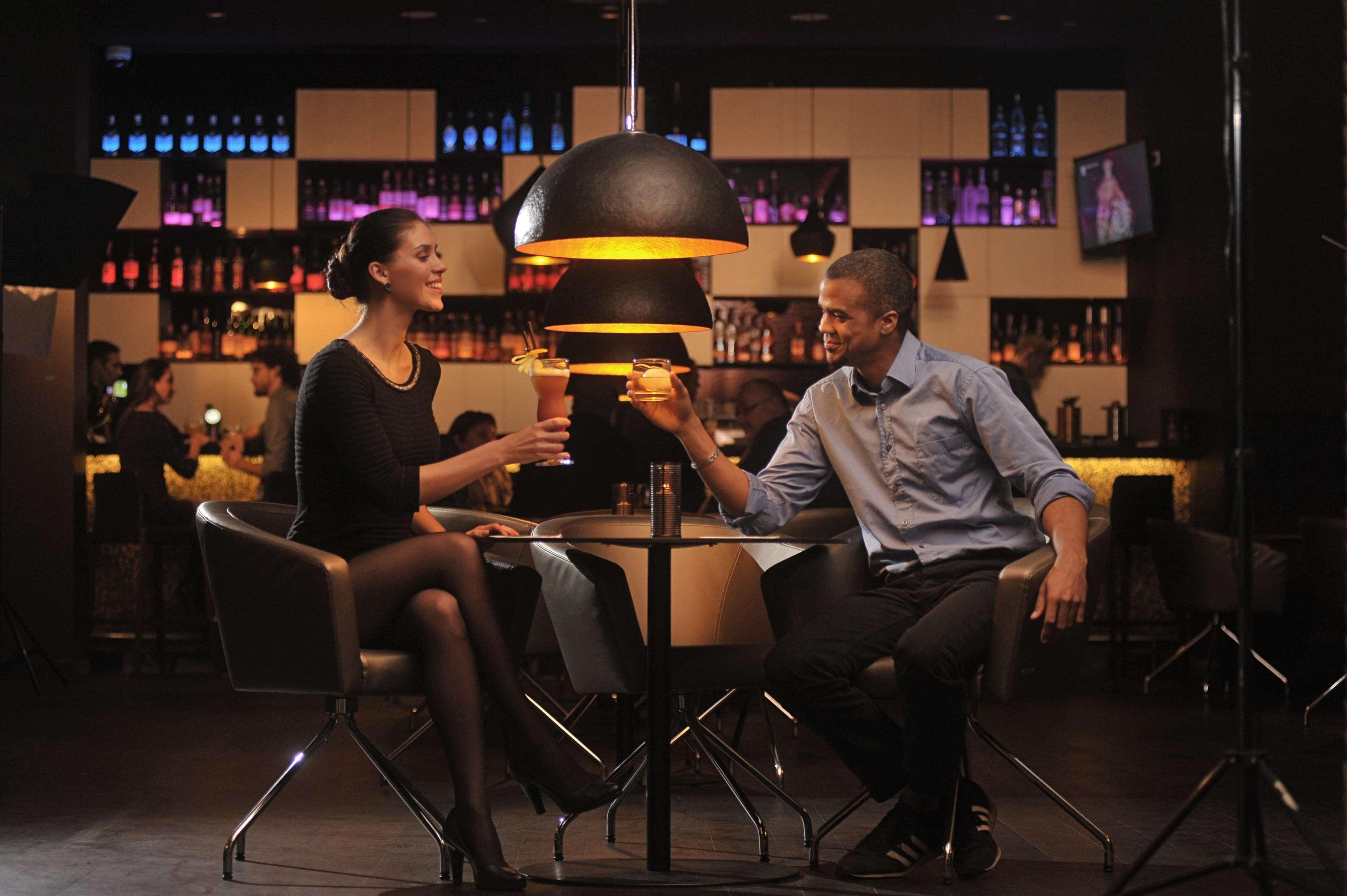 Doubletree By Hilton Lodz Hotel Restaurant billede