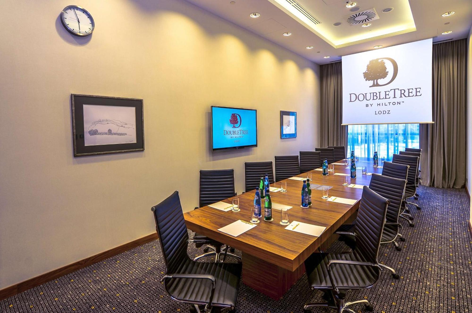 Doubletree By Hilton Lodz Hotel Eksteriør billede