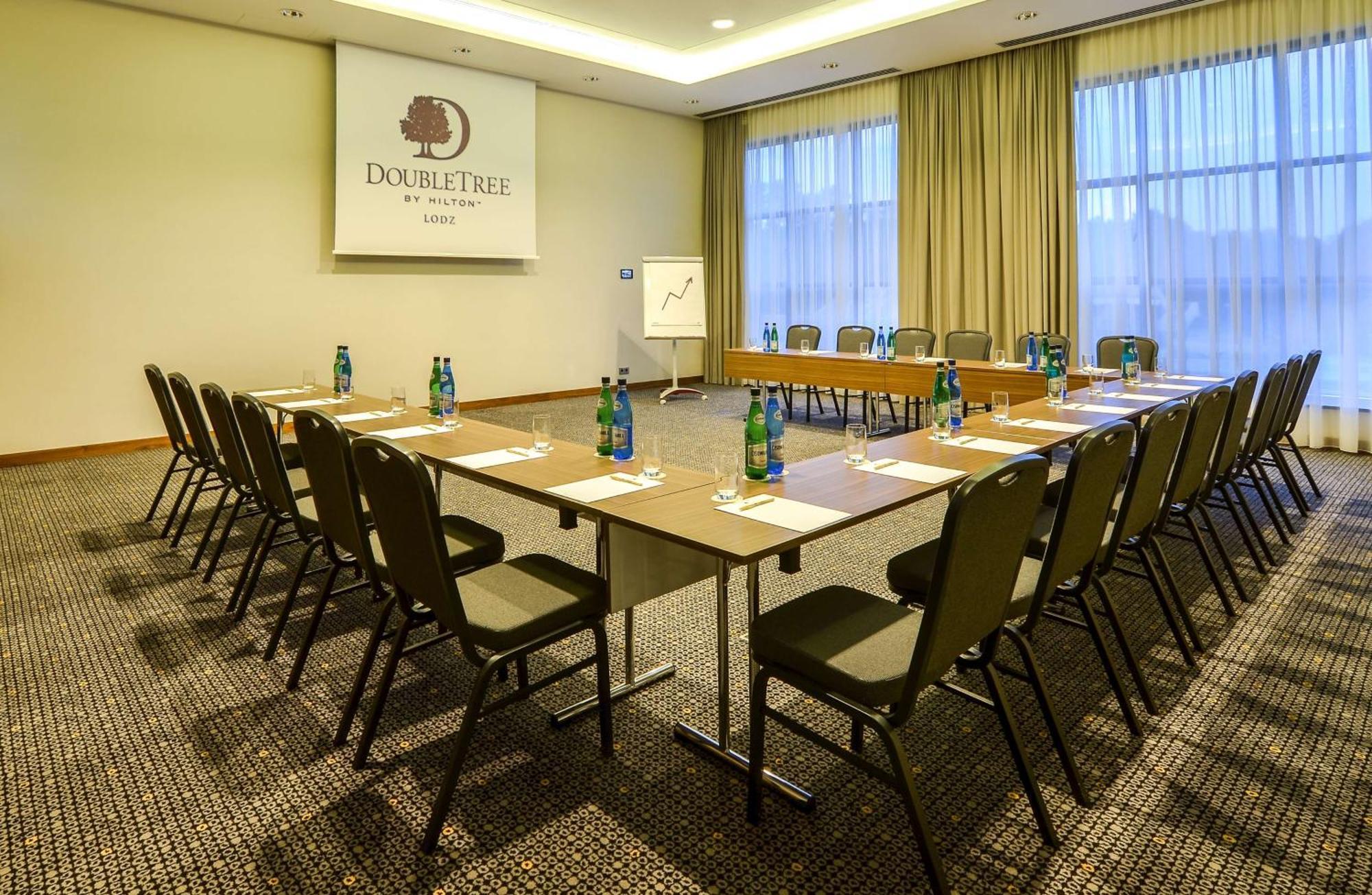 Doubletree By Hilton Lodz Hotel Eksteriør billede