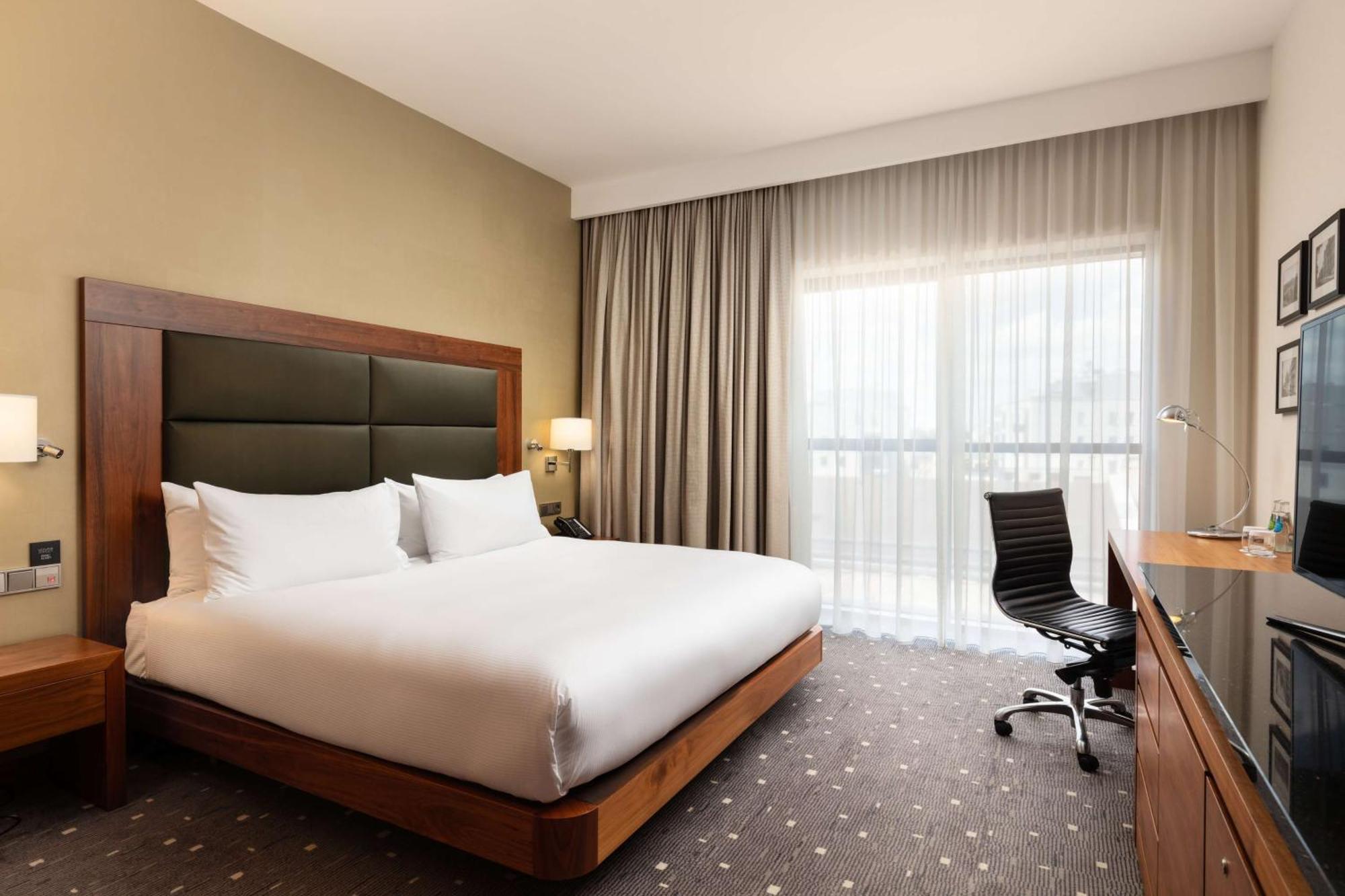 Doubletree By Hilton Lodz Hotel Eksteriør billede