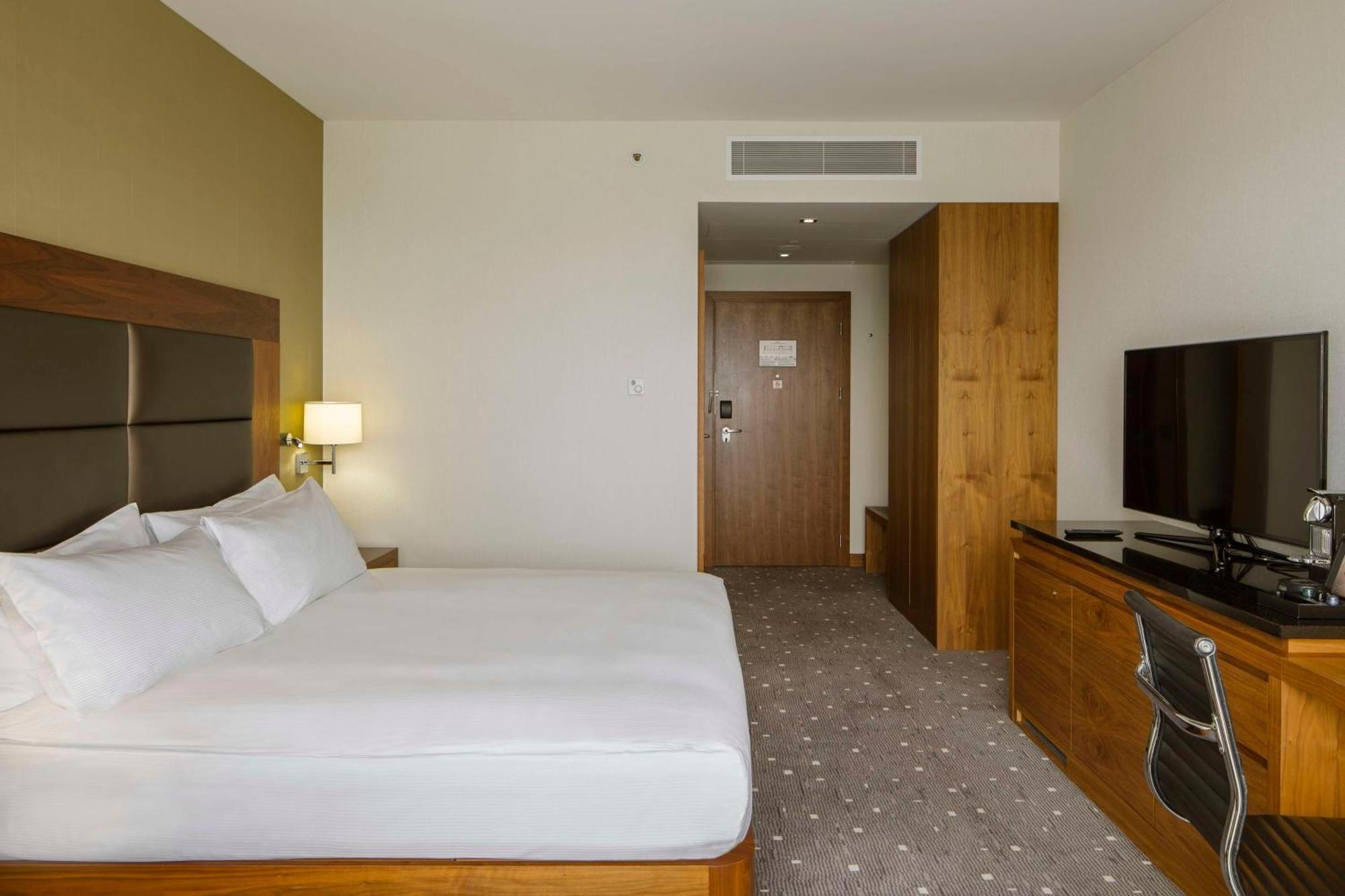Doubletree By Hilton Lodz Hotel Eksteriør billede
